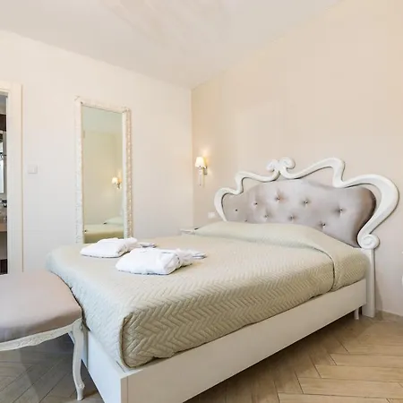 Grand Park Hotel 4*