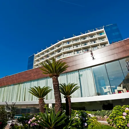 Grand Park Hotel