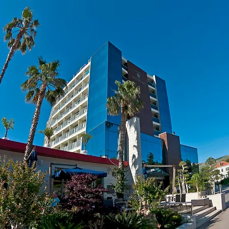 Grand Park Hotel 4*