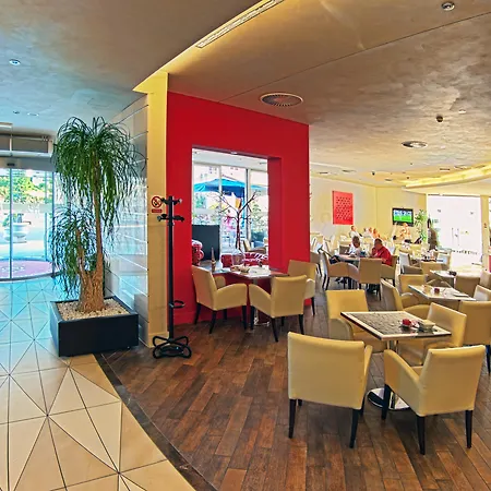 Grand Park Hotel 4*